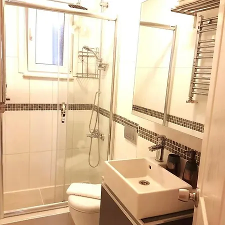 Kolemen Homes Apartman *